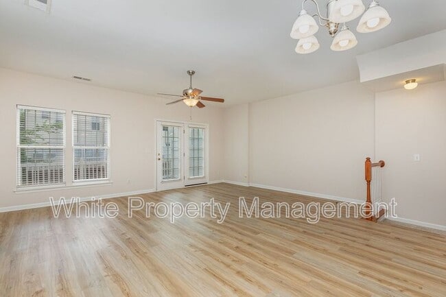 Building Photo - 15656 Marvin Rd