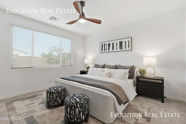 Building Photo - 6627 S Abbey Ln