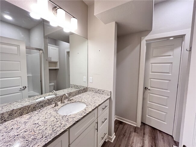 Building Photo - 1452 Sligo St