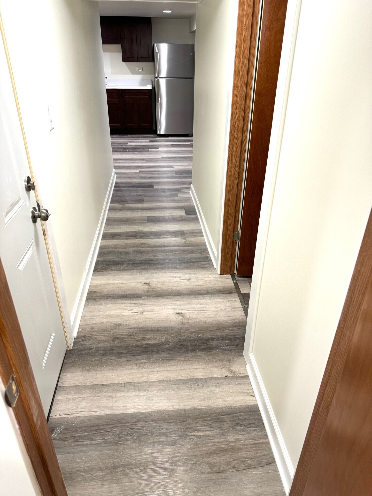 Building Photo - 10351 Cambridge St