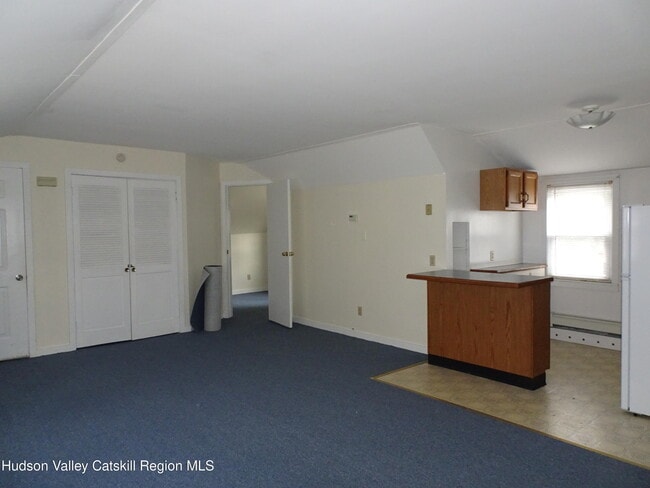 Building Photo - 5 Old Ln