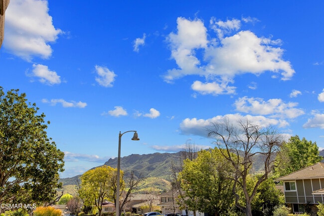 Building Photo - 5540 Lake Lindero Dr