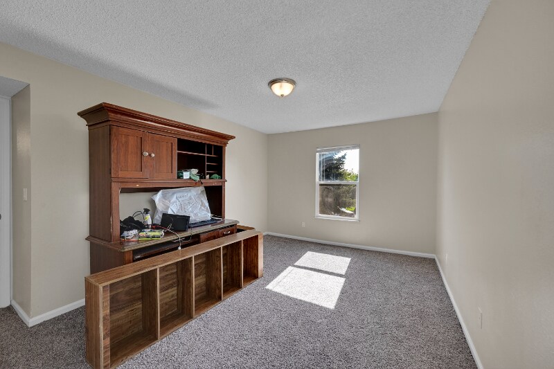 Building Photo - 539 Wright St