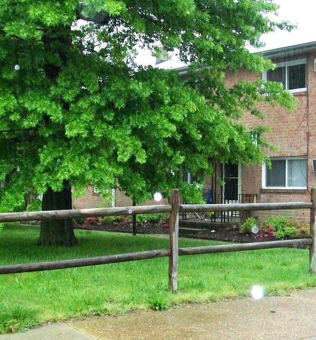 4027 MacArthur Ave 4027 MacArthur Ave Richmond VA 23227 Apartment