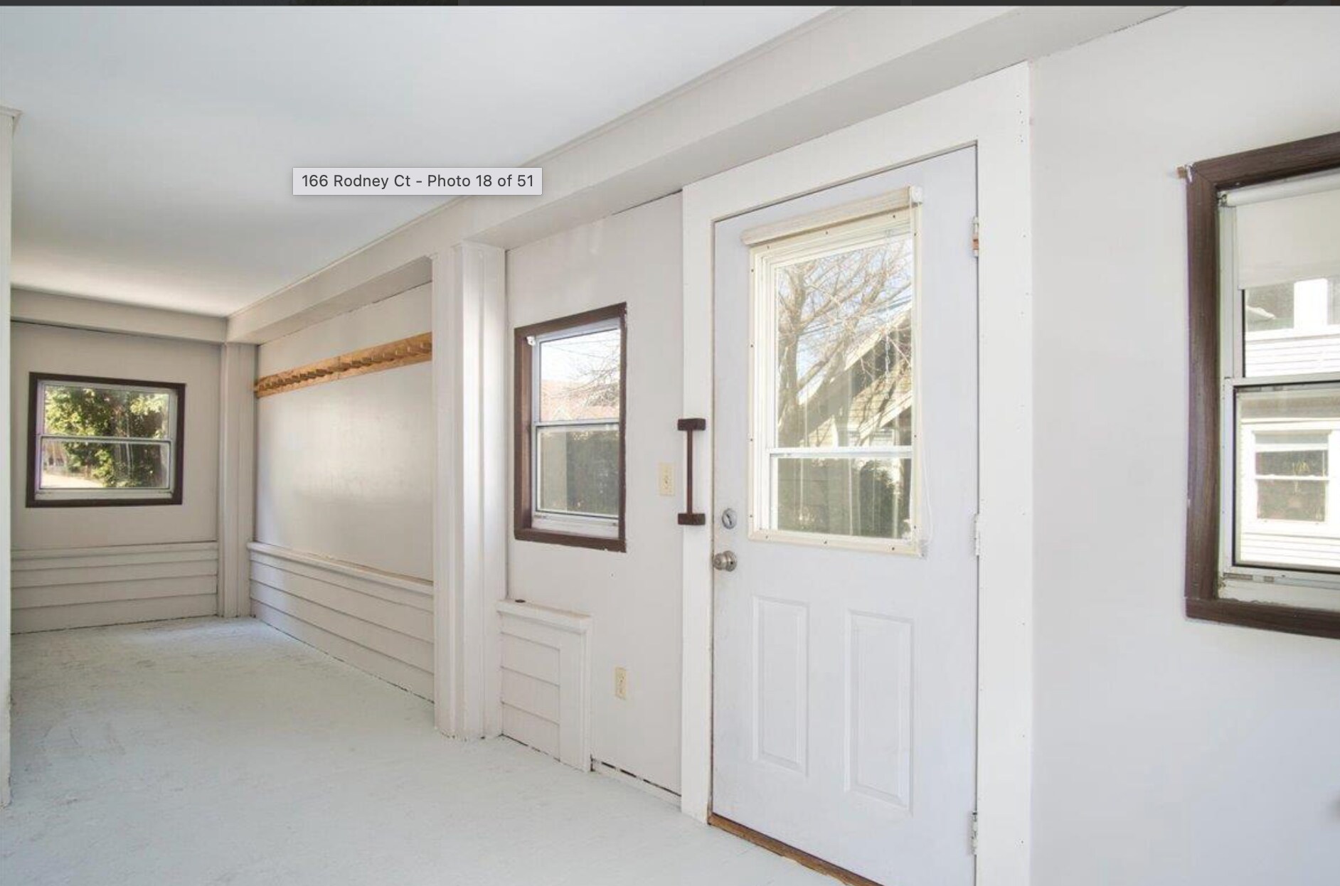 Building Photo - 166 Rodney Ct