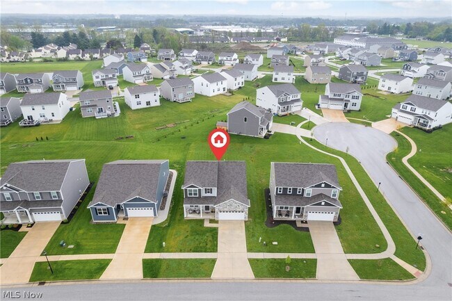 Building Photo - 64 Brewster Dr