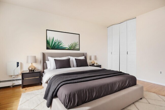 Building Photo - 711 Bergen St