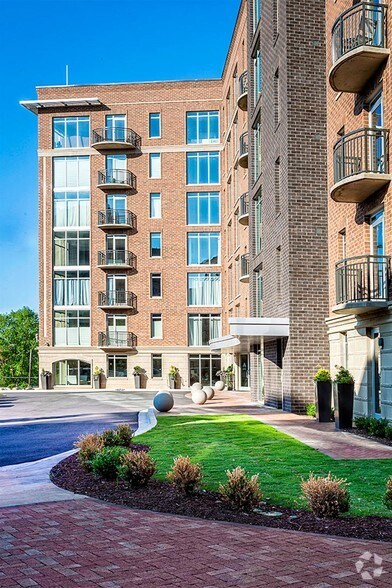 Off Campus Apartments For Rent Near Greenville Technical College Barton Campus In Greenville Sc Apartment Finder
