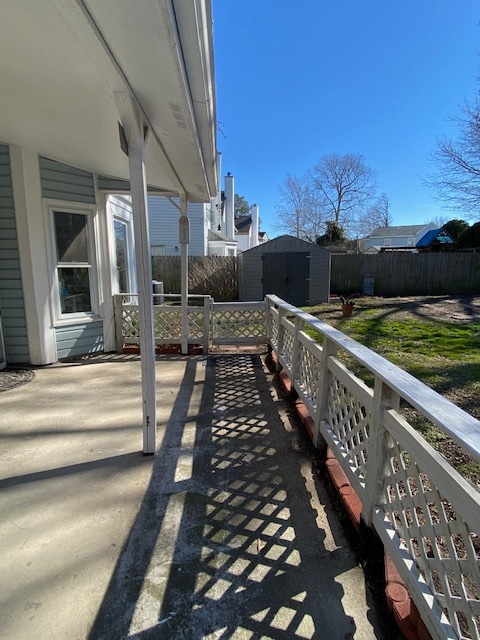 Building Photo - 5381 Lynbrook Landing