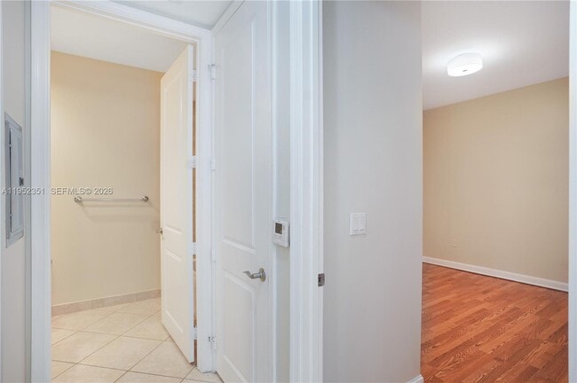 Building Photo - 2900 NW 125th Ave