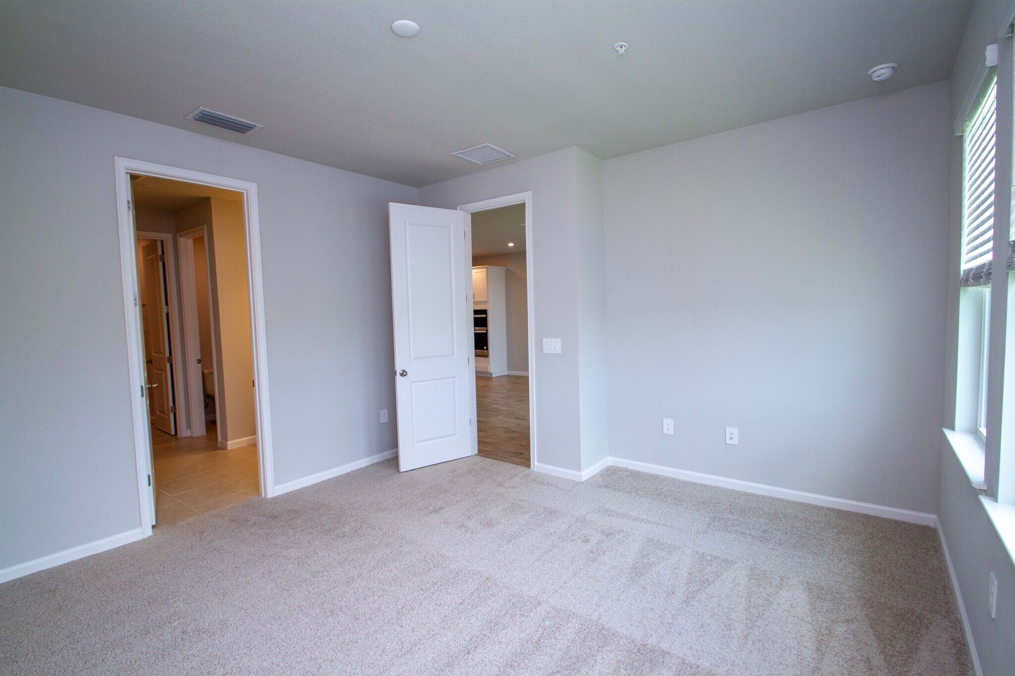 Building Photo - 4551 Arboretum Cir