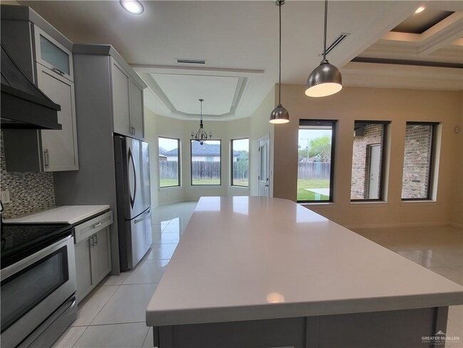 Building Photo - 1367 Garden Dr