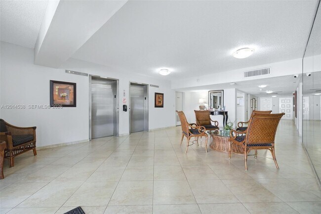 Building Photo - 821 Cypress Blvd