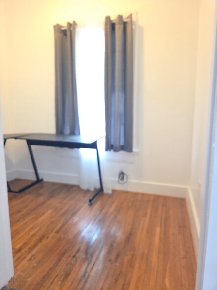 Building Photo - 25 Lexington Ave