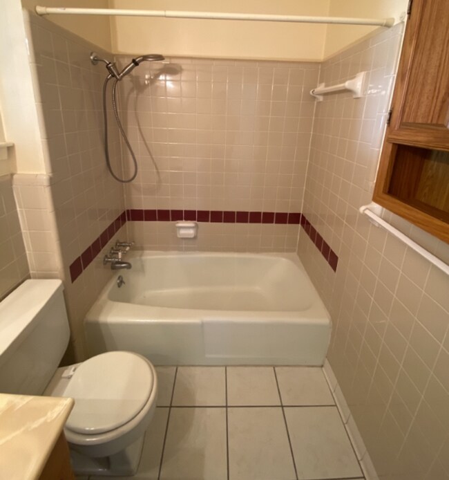 Building Photo - AVAILABLE NOW; APPLY AT OUR WEBSITE TODAY!!