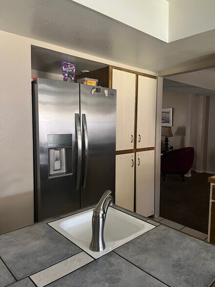 Building Photo - 105 Carrillon Ln