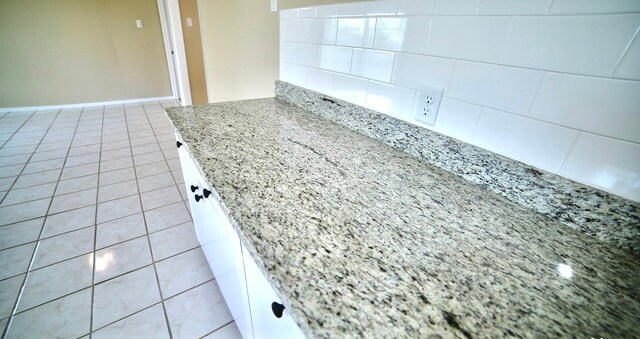 Building Photo - 2119 Flamingo Dr