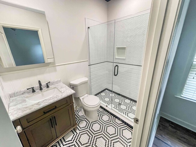 Building Photo - Kennesaw 4BR/3.5BA, Over 3700', 3-Car Garage