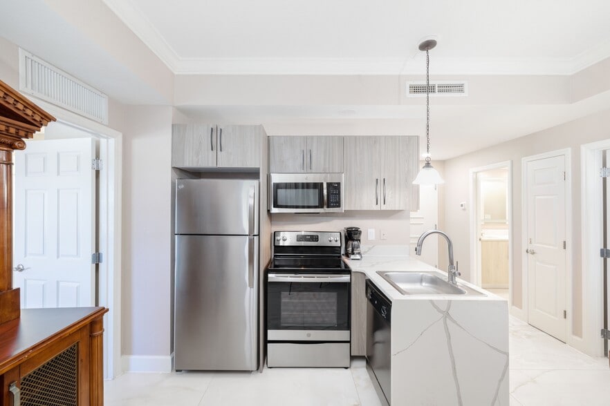 Building Photo - The Haven at Westgate Palace