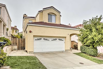 Building Photo - 218 Cerro Dr