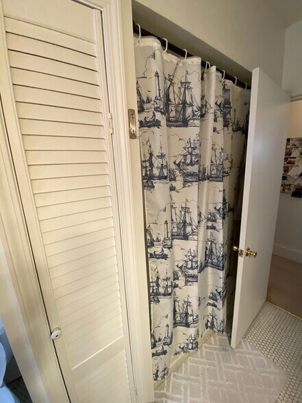 Building Photo - 2956 Espy Ave