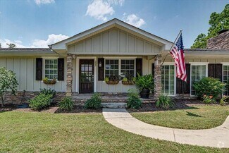 Building Photo - COMPLETELY FURNISHED EXECUTIVE RENTAL