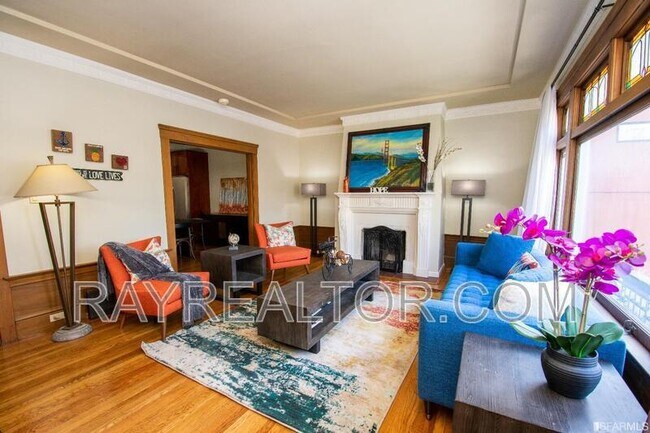 Building Photo - 1445 Lombard St