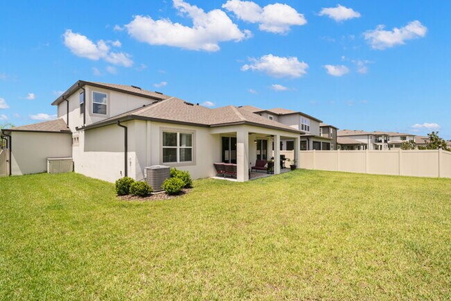 Building Photo - Beautiful Home For Rent in Berry Bay with ...