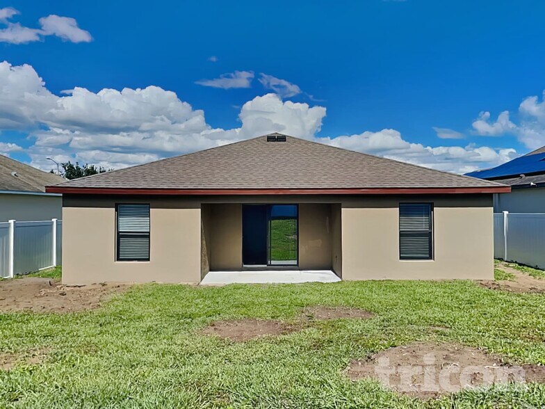 Building Photo - 1608 Fitzgerald Dr