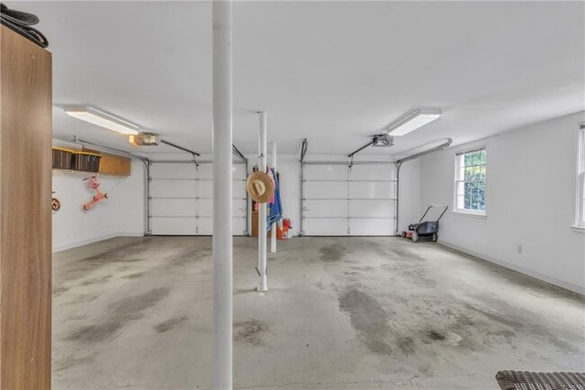 Building Photo - 3129 Rockaway Rd