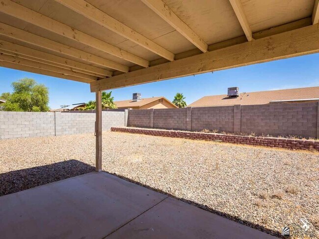 Building Photo - 11271 E 25th Pl