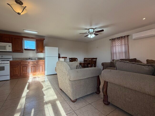 Building Photo - 10214 Blitzen Dr