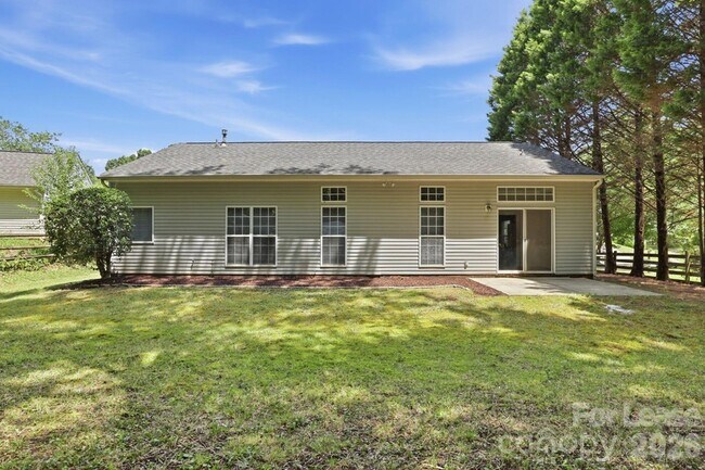 Building Photo - 13114 Woodland Farm Dr