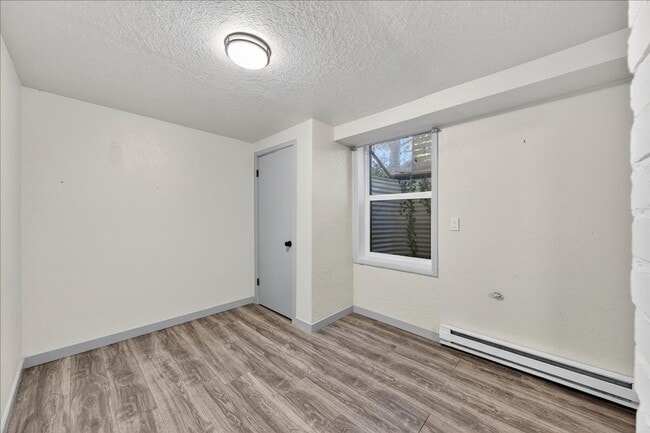 Building Photo - 27th St. 501/503