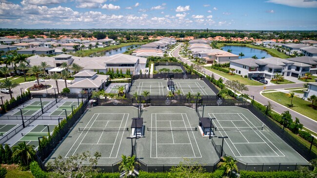 Building Photo - 8125 Crystal Downs Ave