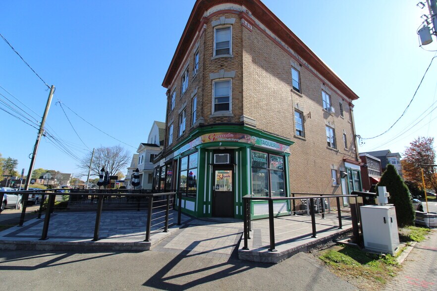 Primary Photo - 167 Park Rd