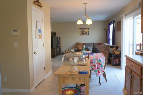 Building Photo - 2651 Brookmeadow Dr
