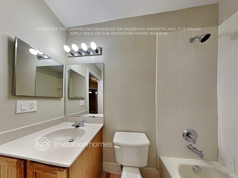 Building Photo - 1843 Magliano Dr