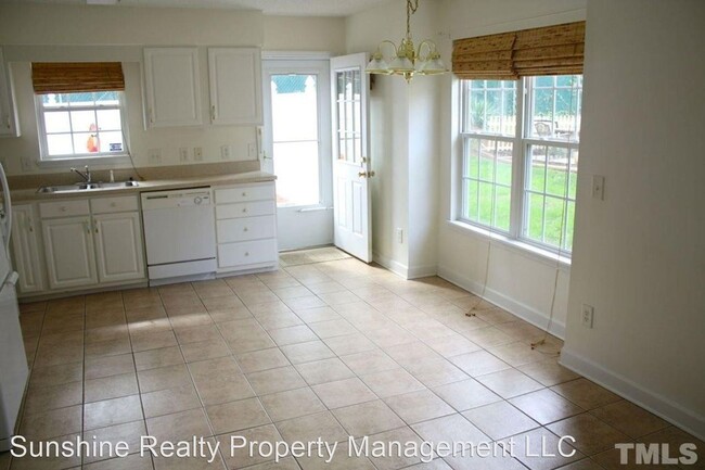 Building Photo - 2 br, 2 bath House - 407 McKinley Place