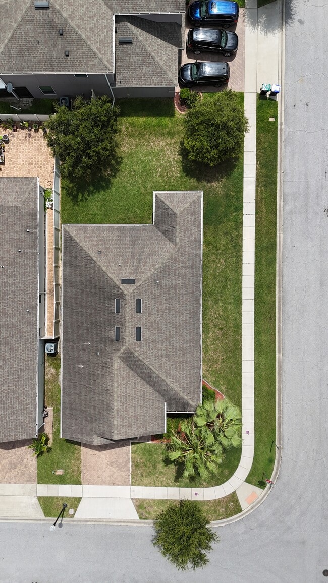 Building Photo - 12093 Stone Bark Trail