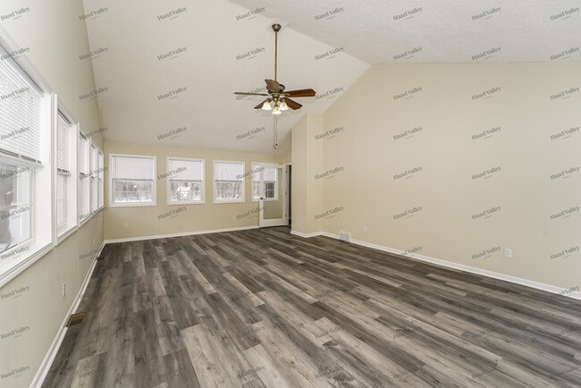 Building Photo - 3463 Cottage Grove Rd