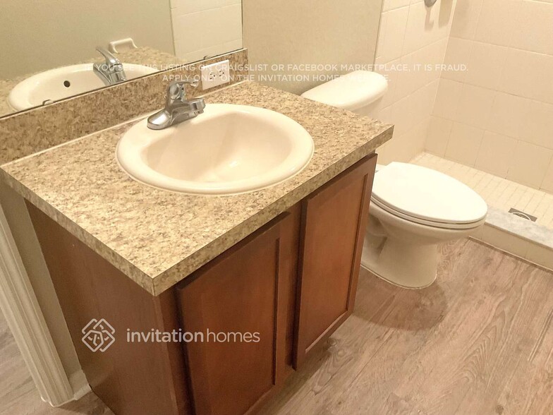 Building Photo - 1169 Brenton Manor Dr