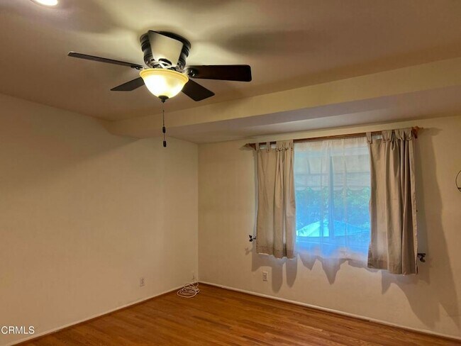 Building Photo - 5414 Palm Dr