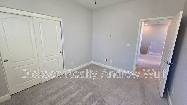 Building Photo - 2149 Neuer Dr