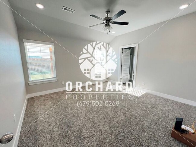 Building Photo - Jefferson | Cedar Crest in Farmington