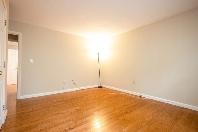 Building Photo - 5337 Washington St