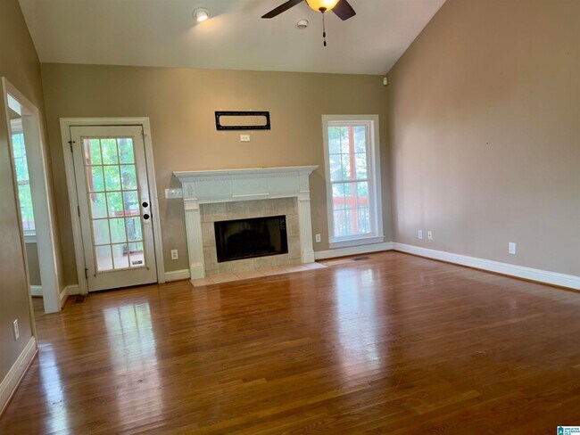 Building Photo - 4729 Red Leaf Cir