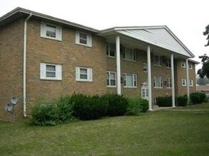 Building Photo - Sun Valley Terrace Apartments