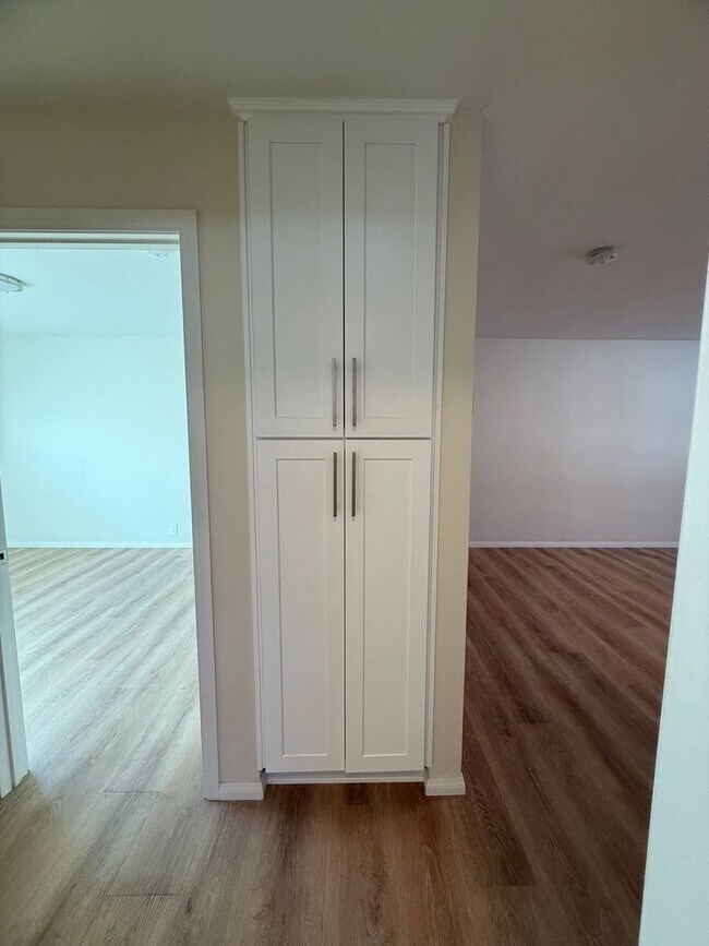 Building Photo - 227-233 Wolff Street