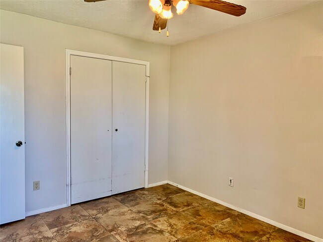 Building Photo - 2903 Bentley Ct